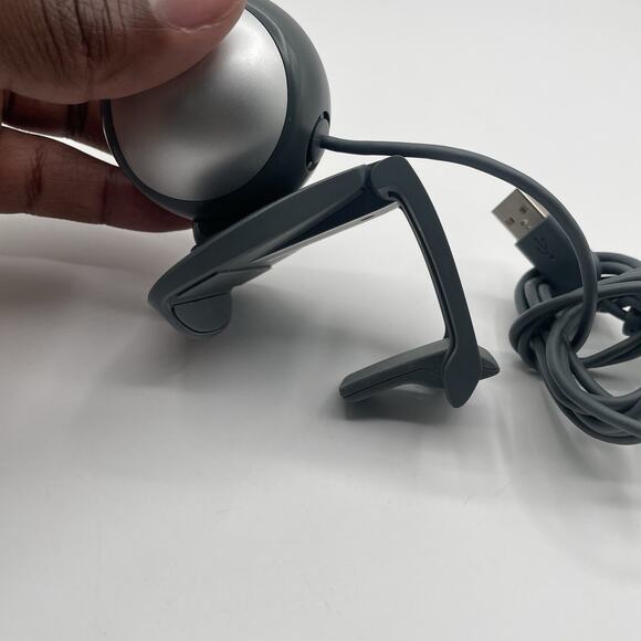 Logitech Webcam 1.3 Megapixel Camera USB Connector Model V-U0006 - Picture 7 of 7